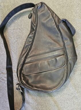 Ameribag Black Leather Messenger Bag